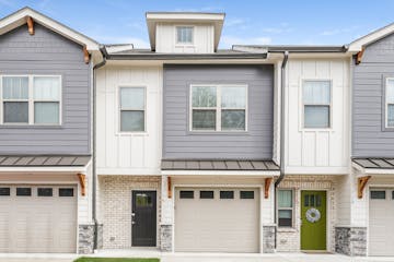 114 Hartsville Court Lebanon, TN 37087